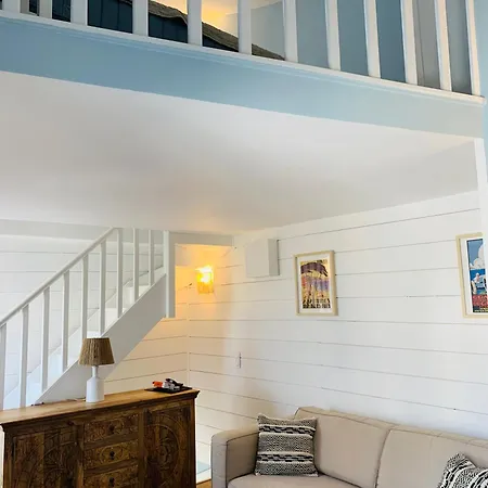 Διαμέρισμα Lovely One Bedroom In The Old Town Of Αντίμπ