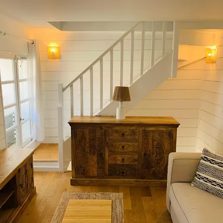 Διαμέρισμα Lovely One Bedroom In The Old Town Of *